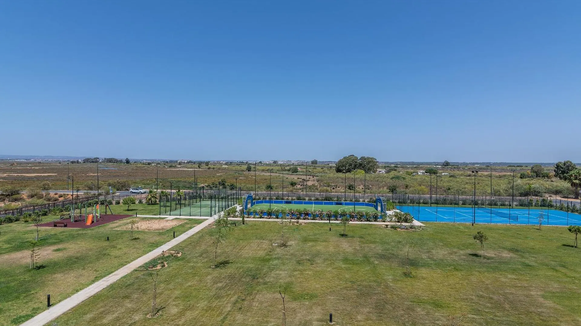 Apartamento Los Flamencos By H - Playa De Los Haraganes Hlhf5201Pe72 Isla Canela